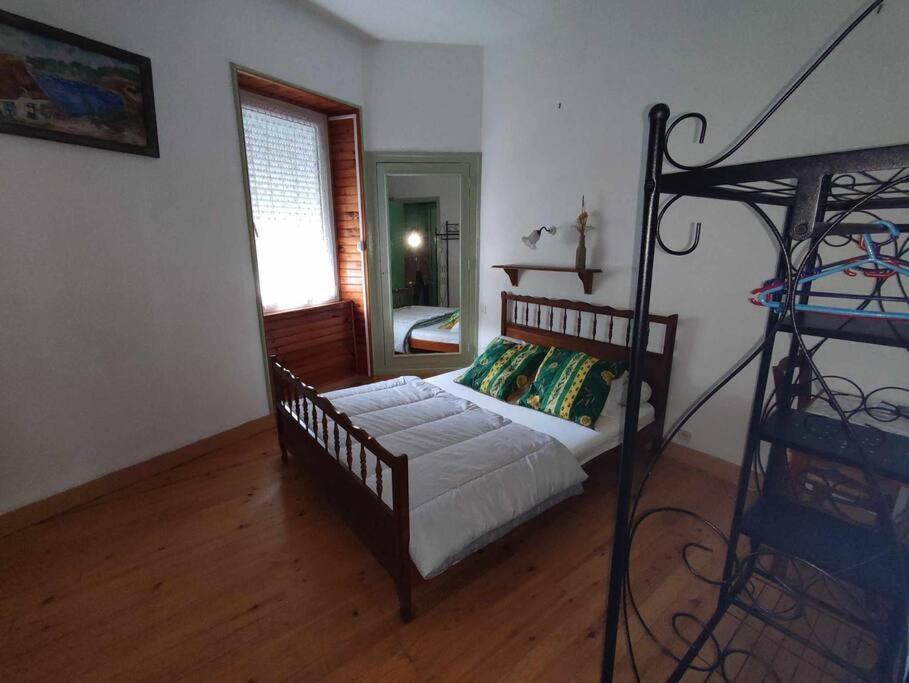 Ferienwohnung Le Nid Douillet Boheme Linge Fourni La Bourboule Exterior foto